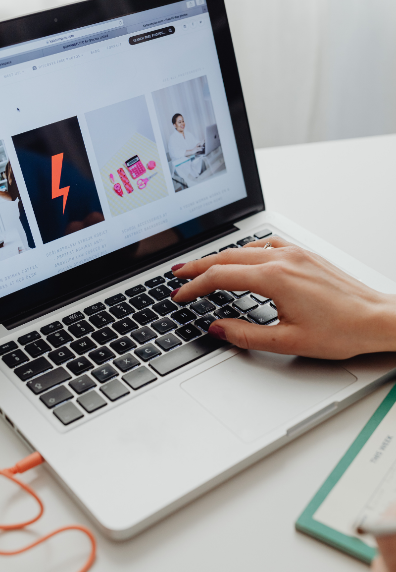 Création de site web professionnel à Marrakech — Agence web OneClick Maroc